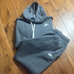 Nike Gray Hoodie and Sweatpants Set